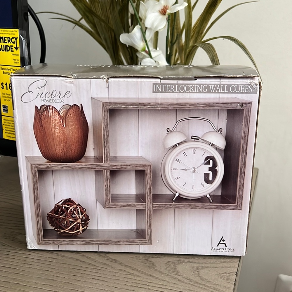 Encore Home Decor 2pc Interlocking Wall Cubes